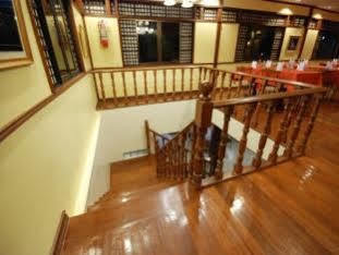 La Roca Veranda Suites & Restaurant Legazpi Exterior foto