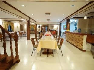 La Roca Veranda Suites & Restaurant Legazpi Exterior foto